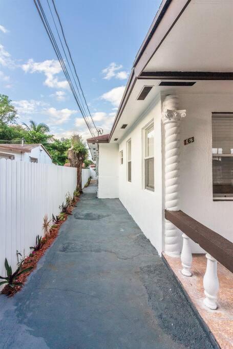 Bright & Cozy Duplex ~ Near South Beach & Wynwood! ไมอามี ภายนอก รูปภาพ